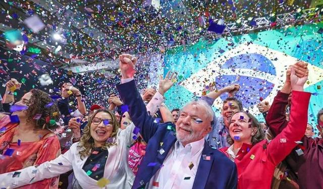 Lançamento da pré-candidatura de Lula a Presidência da República